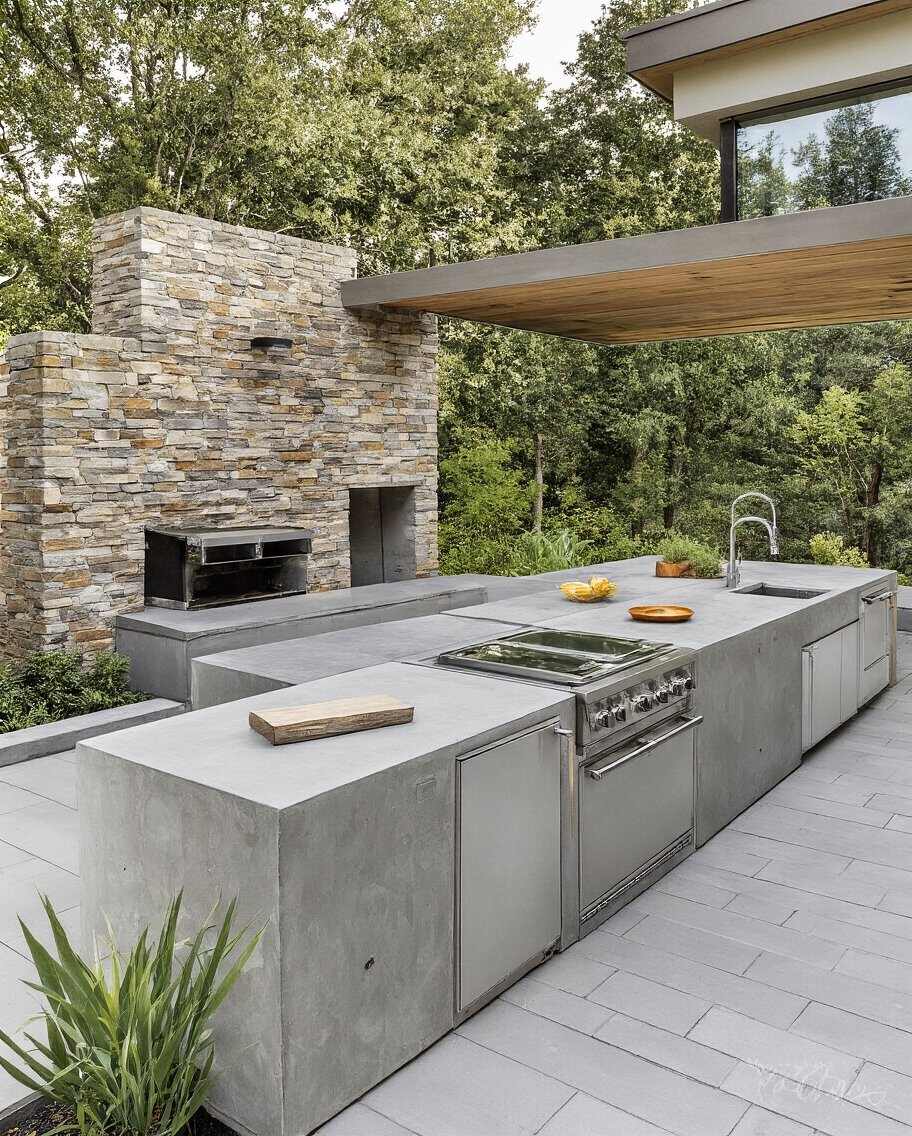 weatherproof modern outdoor kitchen design